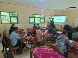 PRAKTEK PEMBUATAN SILASE BERSAMA BPP GIRISUBO